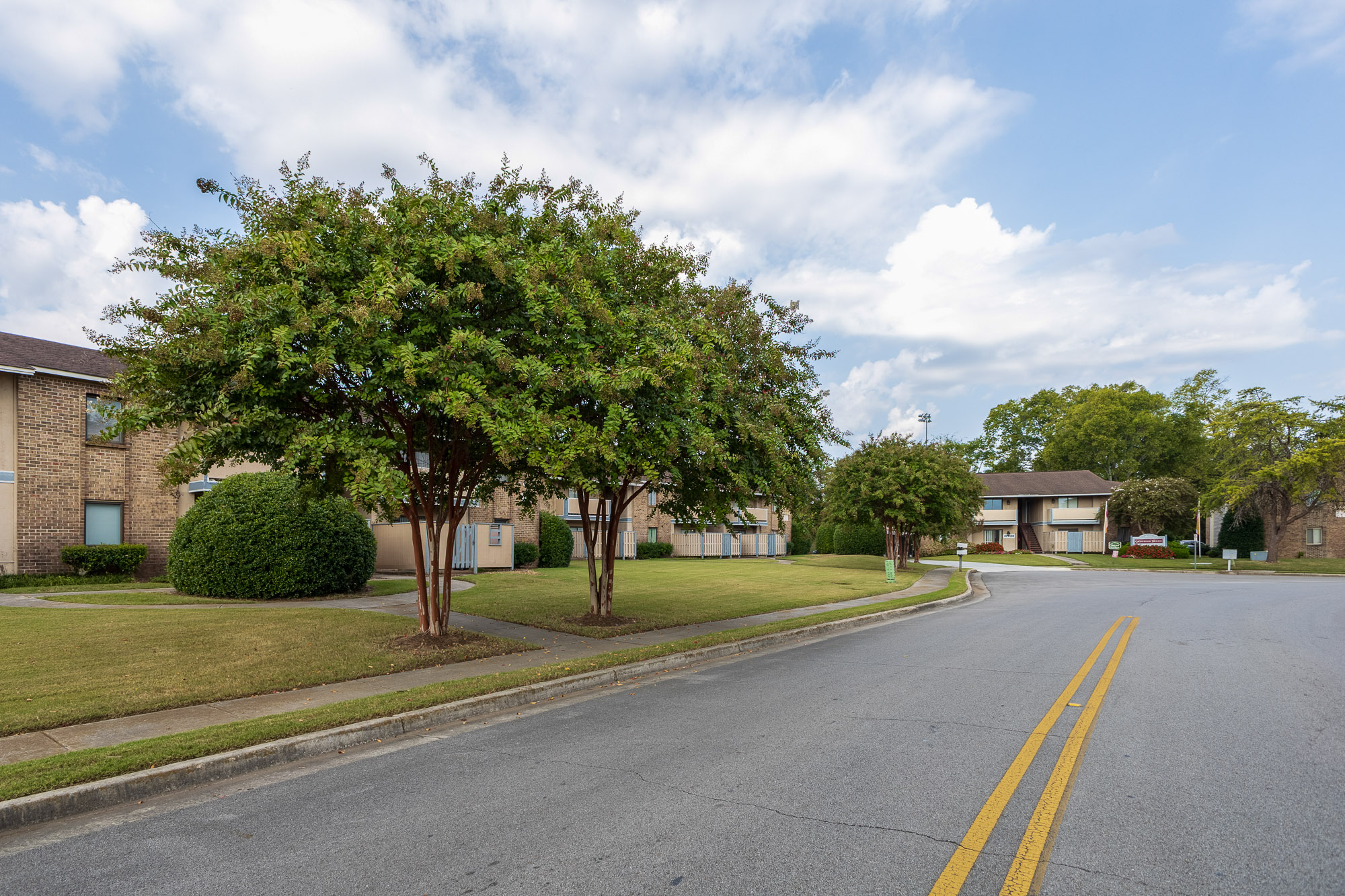 exterior view at Chasewood Village located in Huntsville AL